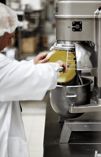 RDQ employee working at Mondelez